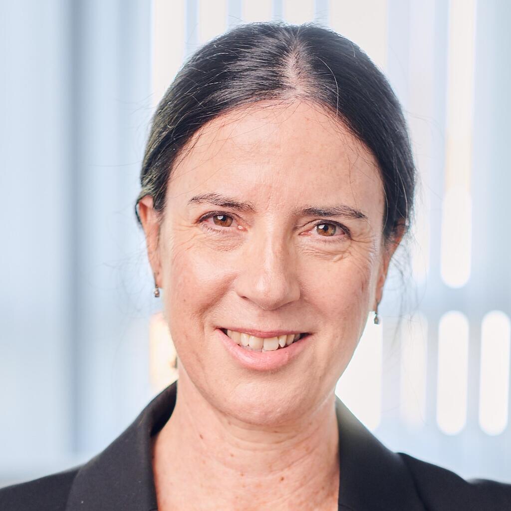 Dr.-Ing. Núria Mata Dr.-Ing. Núria Mata